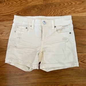 American Eagle white midi short